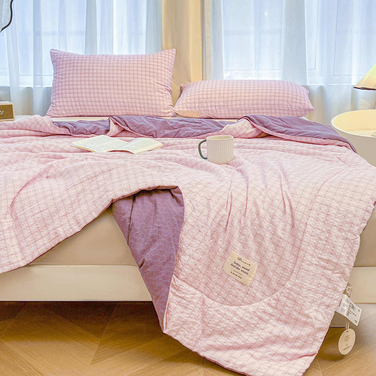 91家纺网 家纺一手货源 找家纺 老帅的工厂店 2026新款无印风泡芙棉大豆夏被 芋泥小格