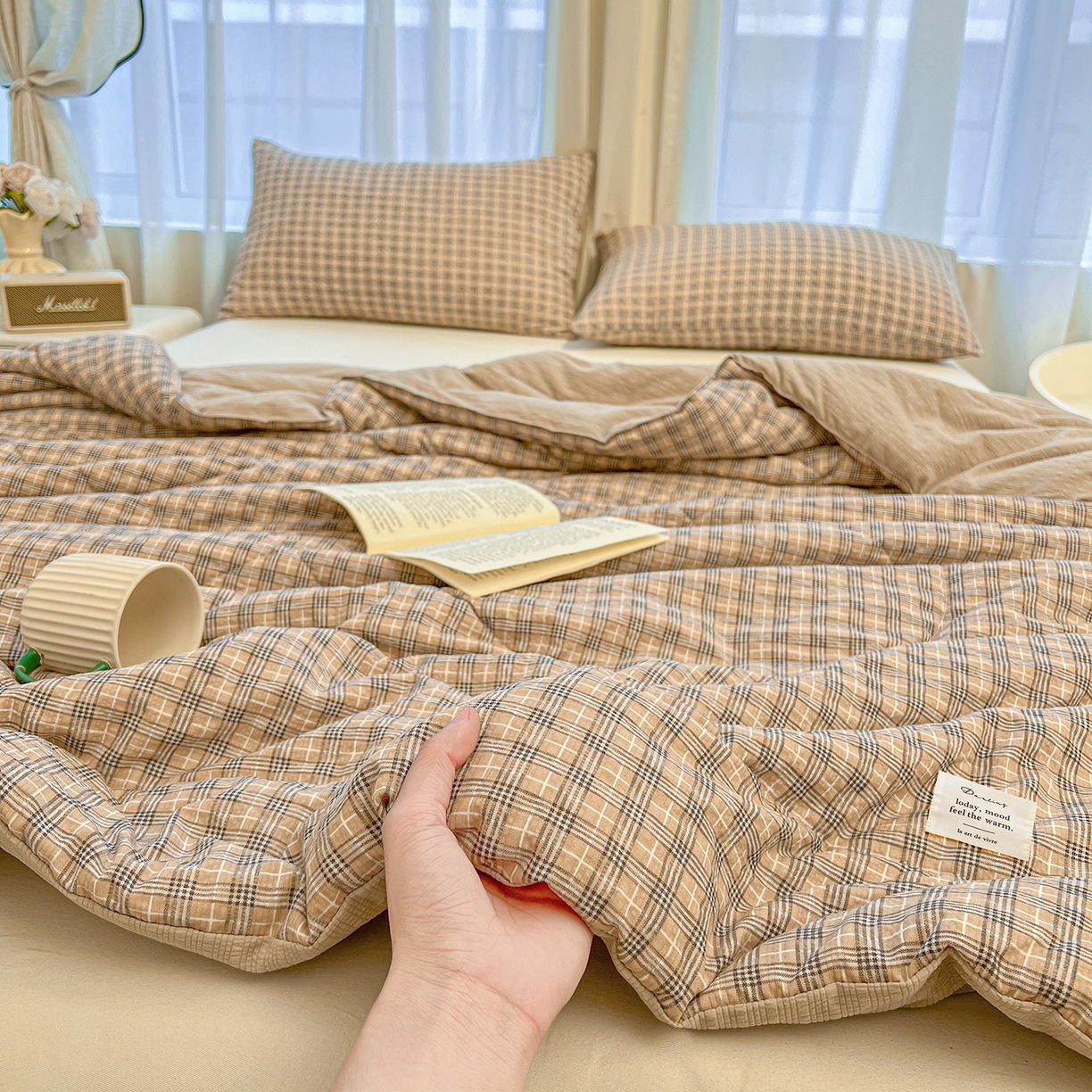 91家纺网 家纺一手货源 找家纺 老帅的工厂店 2026新款无印风泡芙棉大豆夏被 焦糖布朗