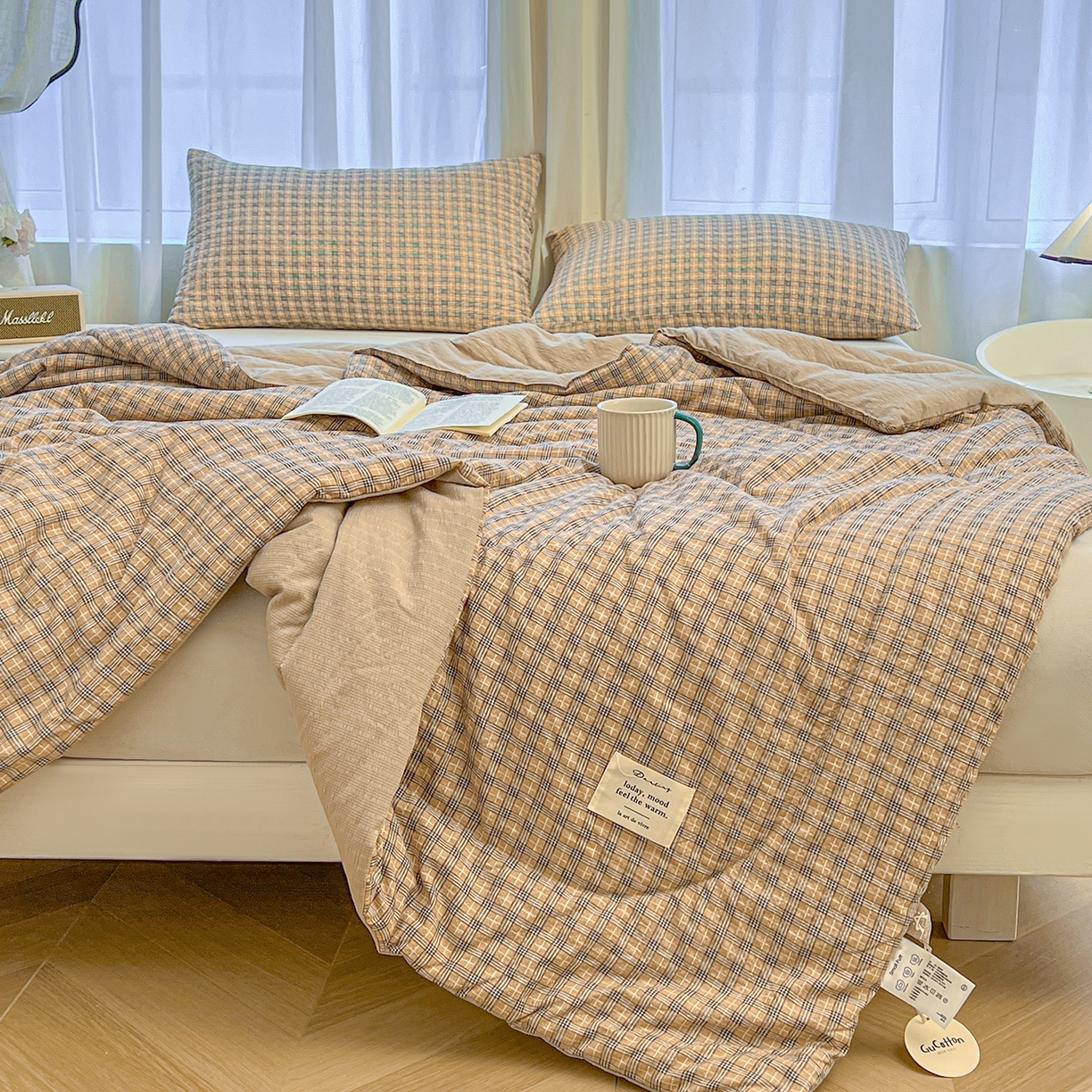 91家纺网 家纺一手货源 找家纺 老帅的工厂店 2026新款无印风泡芙棉大豆夏被 焦糖布朗