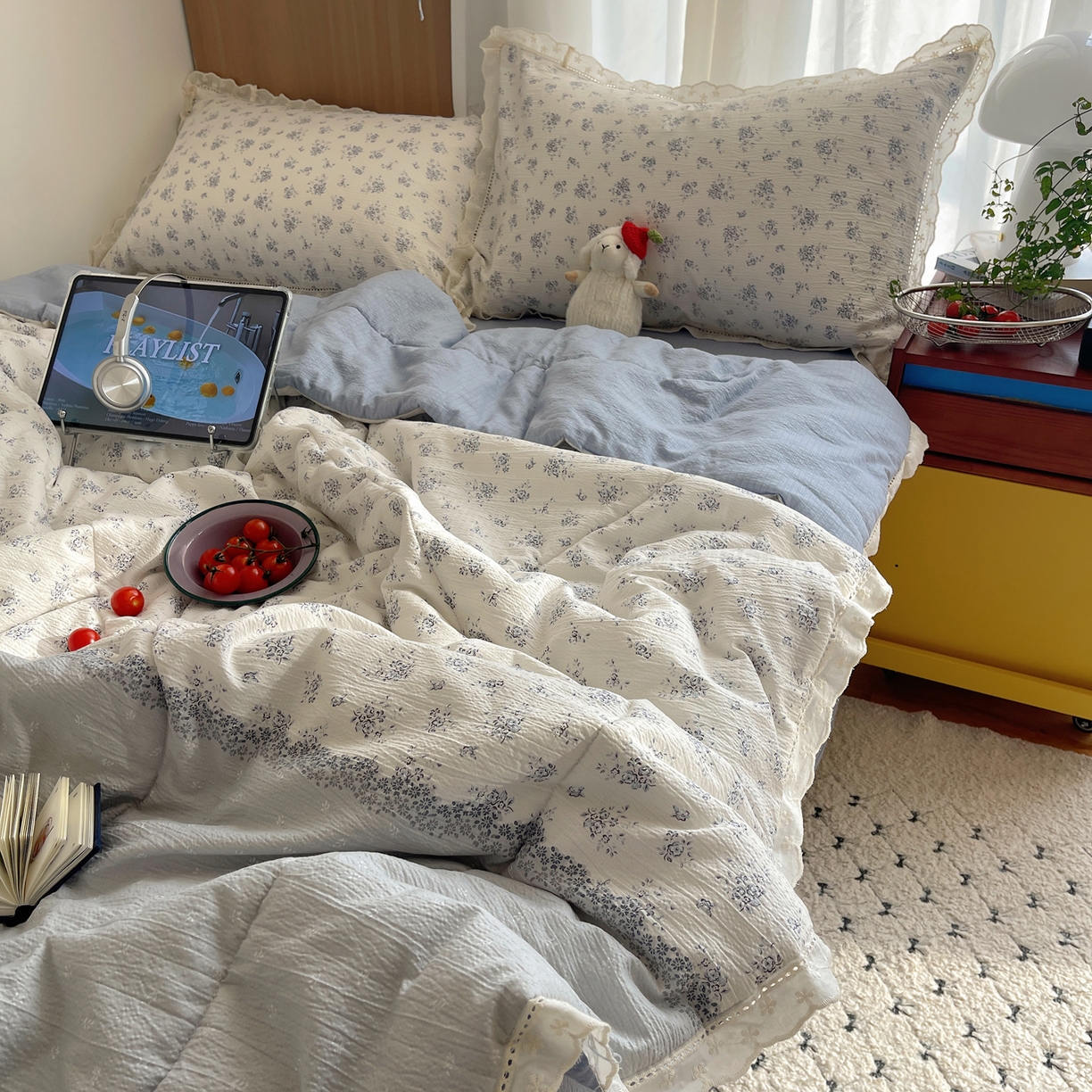 91家纺网 家纺一手货源 找家纺 梵克保罗 2026春夏新款全棉纯棉花边皱皱纱单夏被夏凉被空调被夏被四件套 蓝芷序