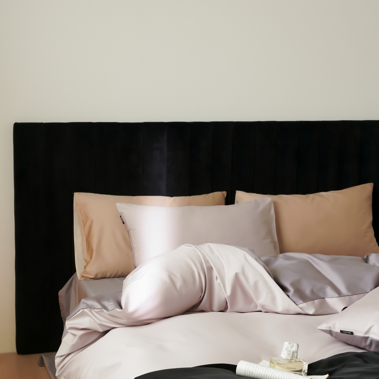 91家纺网 家纺一手货源 找家纺 玉宇阁家居 2026春夏新款50S双股全棉纯棉贡缎拼色四件套 空气紫灰