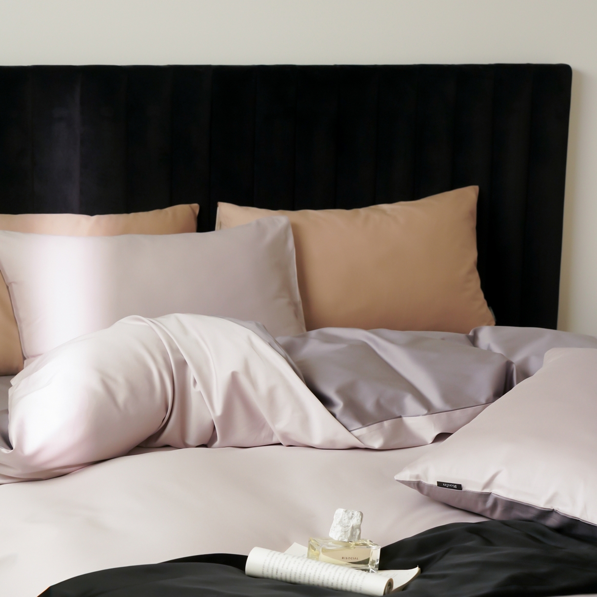 91家纺网 家纺一手货源 找家纺 玉宇阁家居 2026春夏新款50S双股全棉纯棉贡缎拼色四件套 空气紫灰