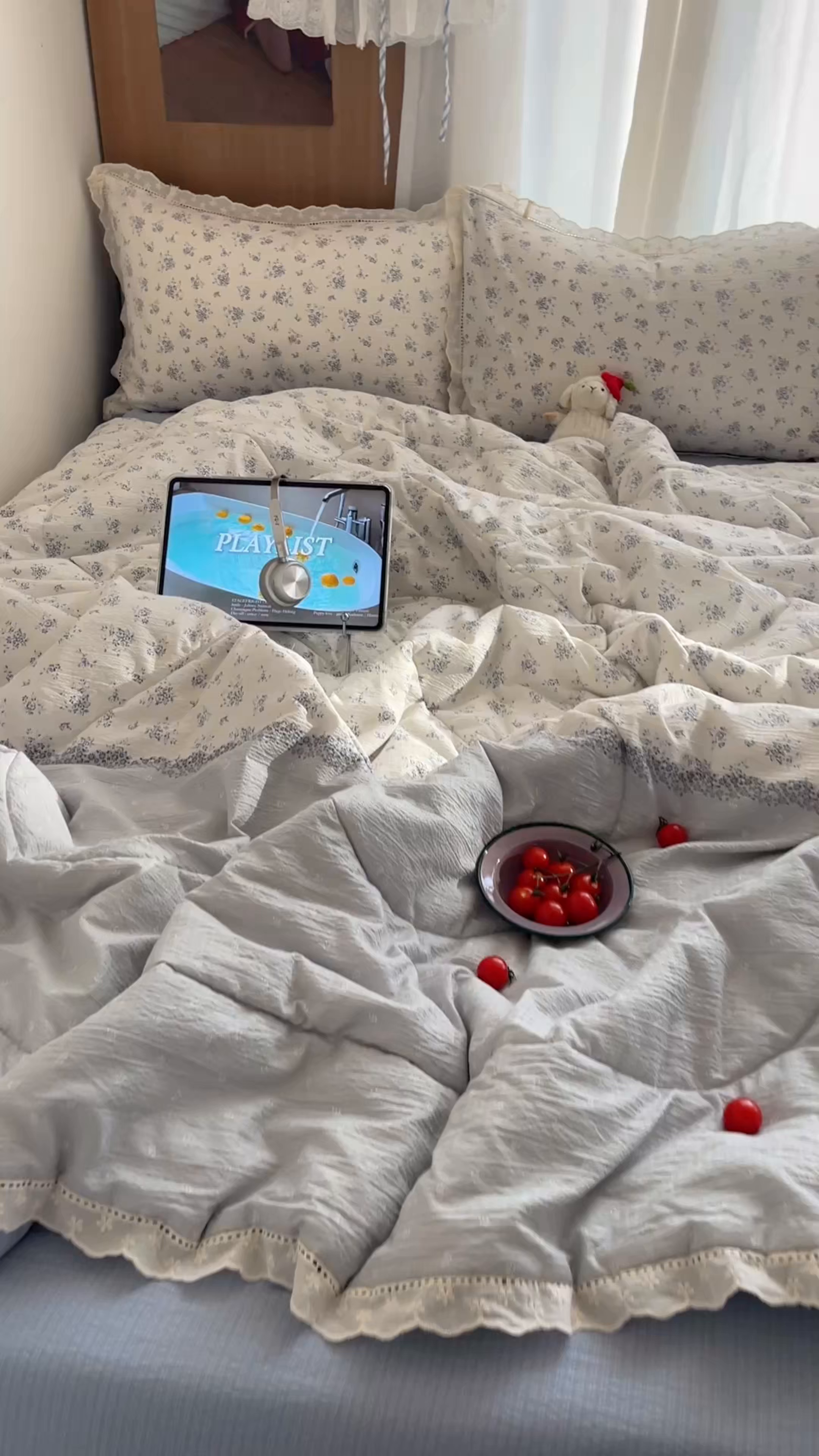 91家纺网 家纺一手货源 找家纺 梵克保罗 2026春夏新款全棉纯棉花边皱皱纱单夏被夏凉被空调被夏被四件套 蓝芷序