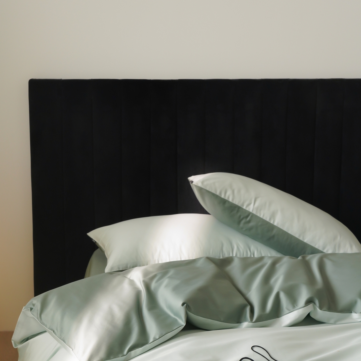 91家纺网 家纺一手货源 找家纺 玉宇阁家居 2026春夏新款50S双股全棉纯棉贡缎拼色四件套 奶酪薄荷