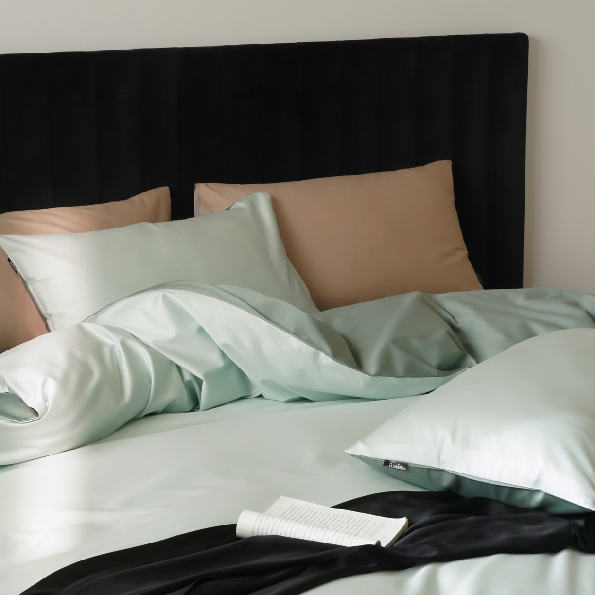 91家纺网 家纺一手货源 找家纺 玉宇阁家居 2026春夏新款50S双股全棉纯棉贡缎拼色四件套 奶酪薄荷