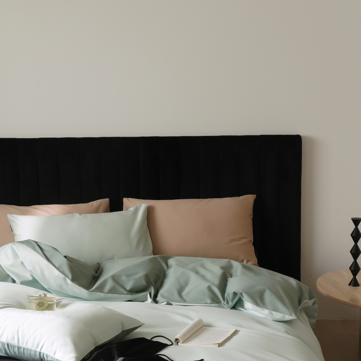 91家纺网 家纺一手货源 找家纺 玉宇阁家居 2026春夏新款50S双股全棉纯棉贡缎拼色四件套 奶酪薄荷