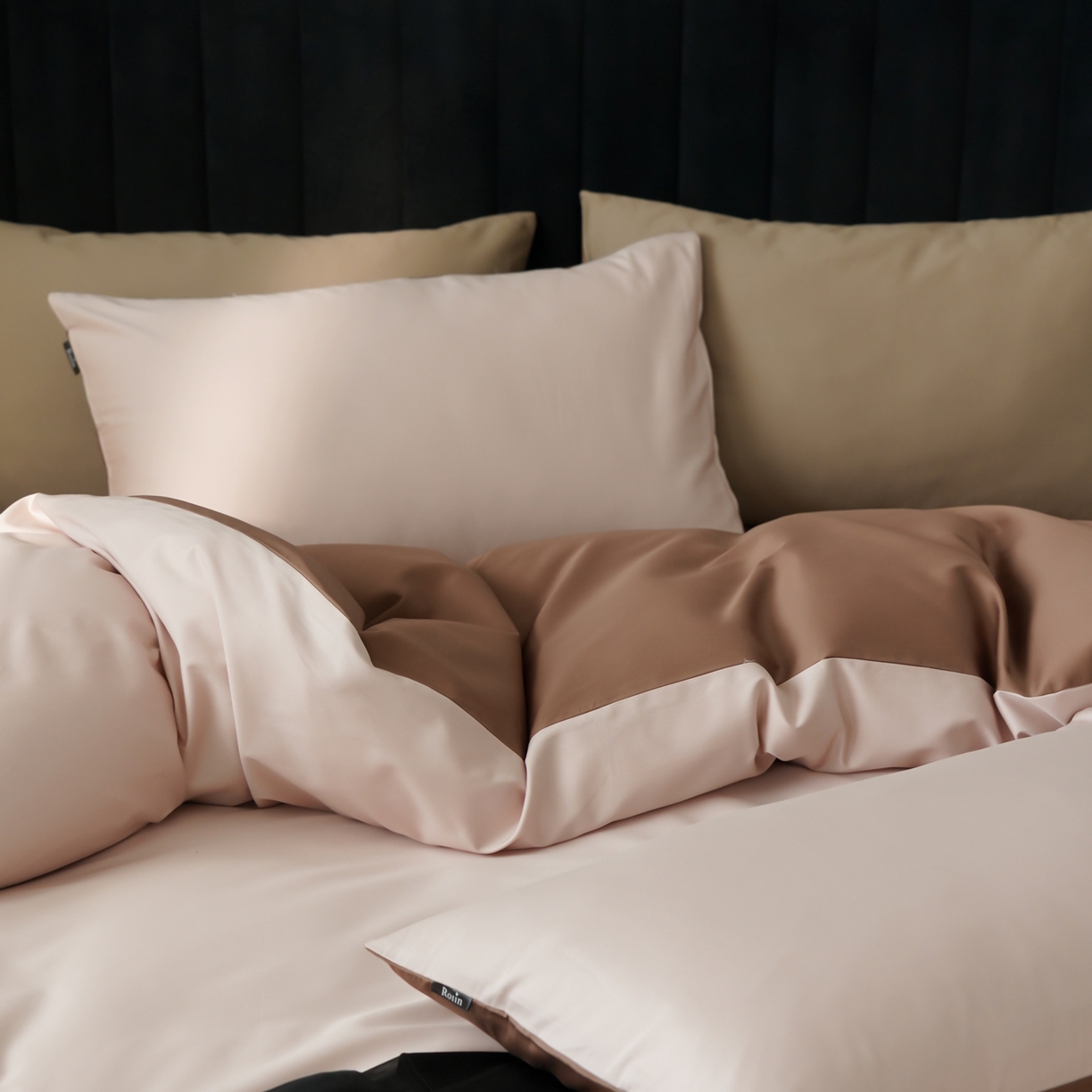 91家纺网 家纺一手货源 找家纺 玉宇阁家居 2026春夏新款50S双股全棉纯棉贡缎拼色四件套 落日淘沙