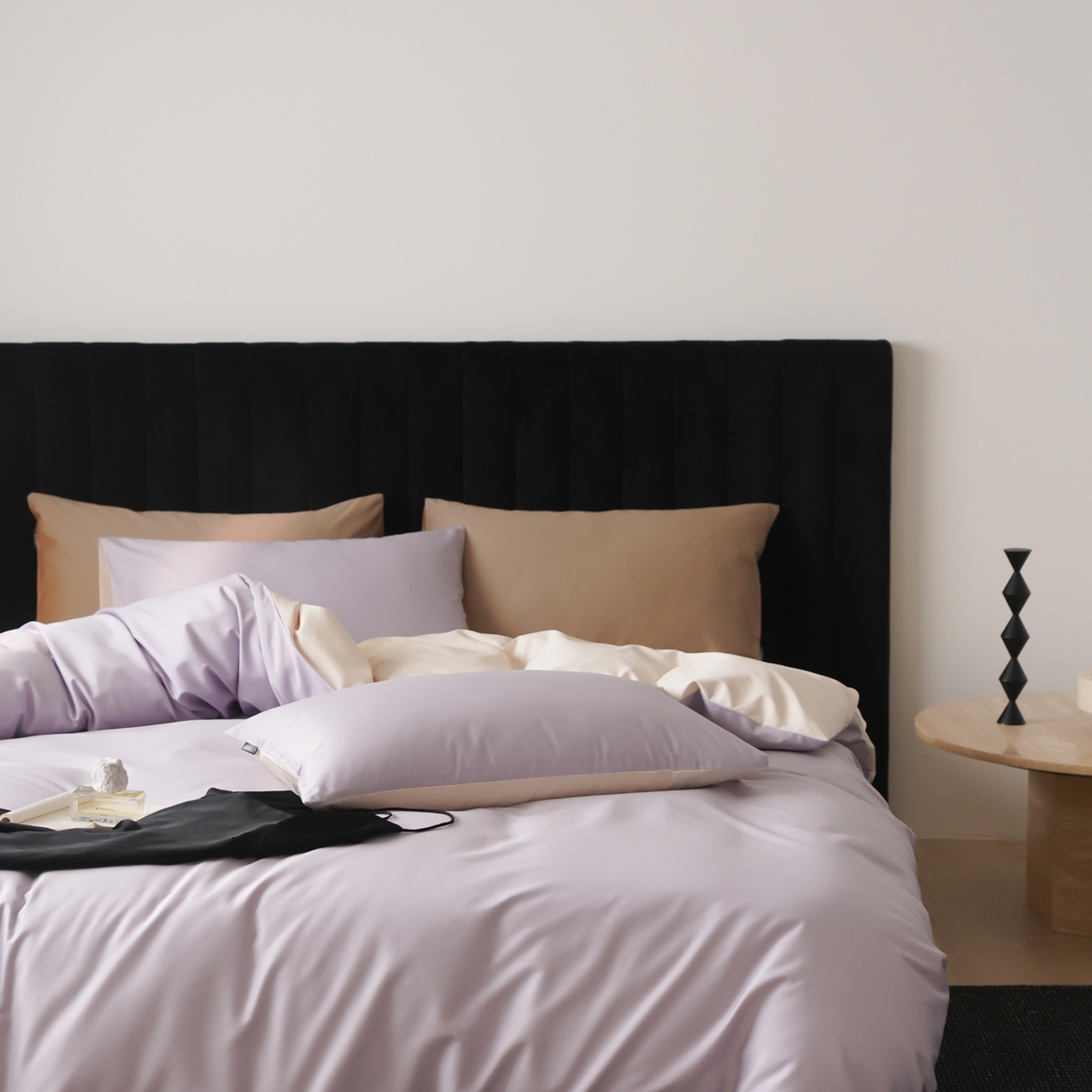 91家纺网 家纺一手货源 找家纺 玉宇阁家居 2026春夏新款50S双股全棉纯棉贡缎拼色四件套 珍珠紫玉