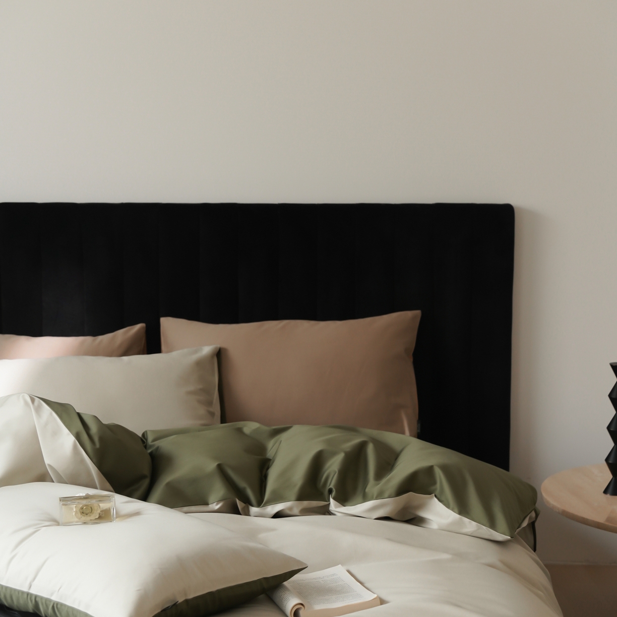 91家纺网 家纺一手货源 找家纺 玉宇阁家居 2026春夏新款50S双股全棉纯棉贡缎拼色四件套 苔原新绿