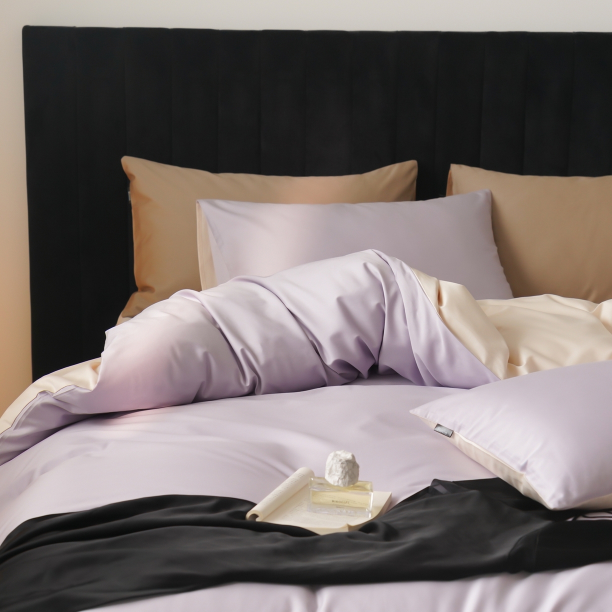 91家纺网 家纺一手货源 找家纺 玉宇阁家居 2026春夏新款50S双股全棉纯棉贡缎拼色四件套 珍珠紫玉