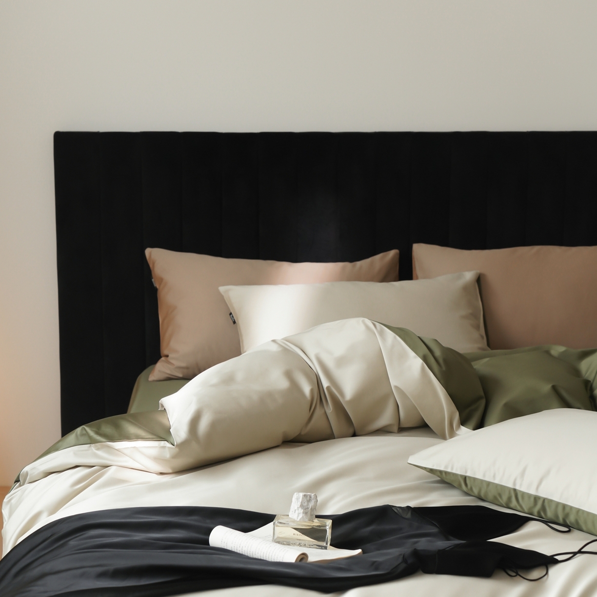 91家纺网 家纺一手货源 找家纺 玉宇阁家居 2026春夏新款50S双股全棉纯棉贡缎拼色四件套 苔原新绿