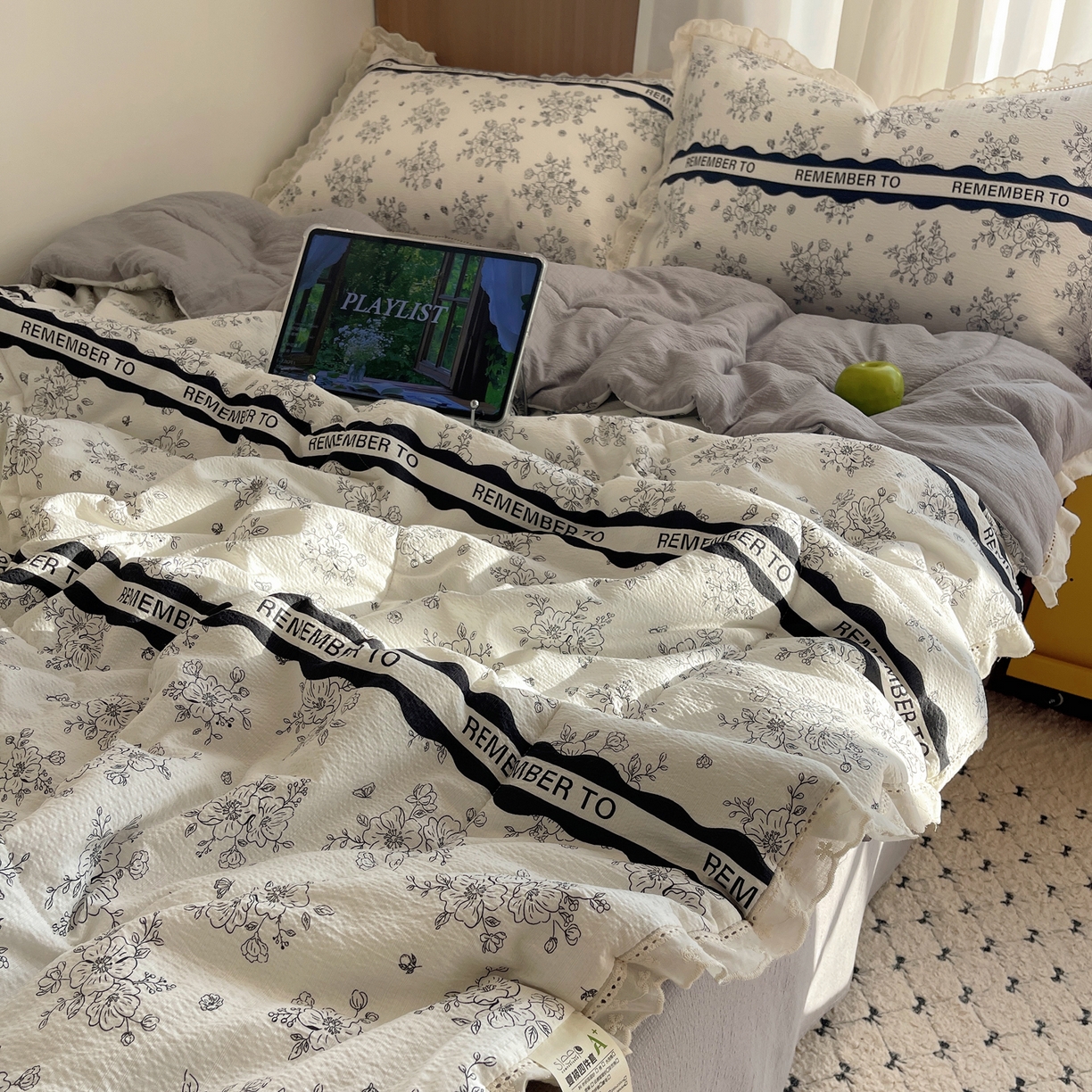 91家纺网 家纺一手货源 找家纺 梵克保罗 2026春夏新款全棉纯棉花边皱皱纱单夏被夏凉被空调被夏被四件套 墨序花