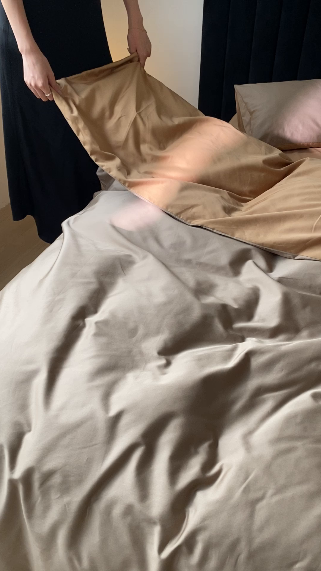 91家纺网 家纺一手货源 找家纺 玉宇阁家居 2026春夏新款50S双股全棉纯棉贡缎拼色四件套 春曦暖茶