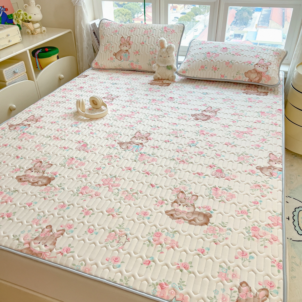 91家纺网 家纺一手货源 找家纺 （总）丝羽坊 2026新款高密凉感丝印花乳胶凉席-平铺款