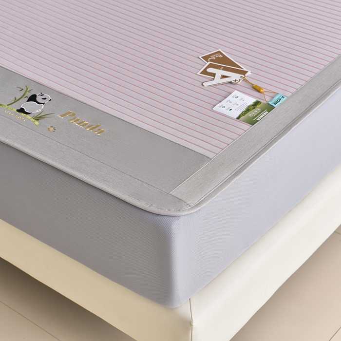 91家纺网 家纺一手货源 找家纺 （总）小牛席业 2026新款条纹爱家熊猫冰丝席（床笠款）藤席冰藤席冰丝席可机洗凉感冰丝席豆豆席PE霸王