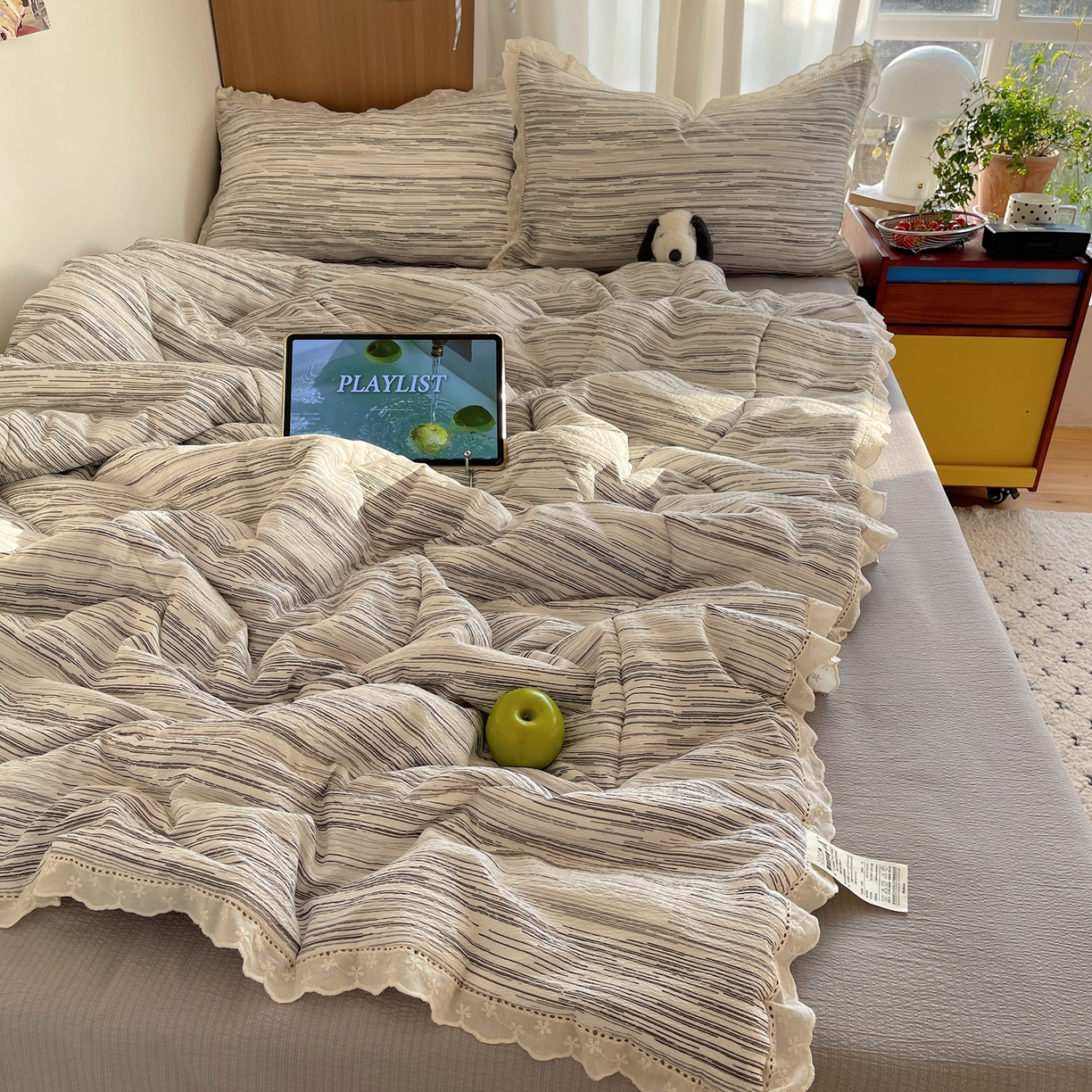 91家纺网 家纺一手货源 找家纺 梵克保罗 2026春夏新款全棉纯棉花边皱皱纱单夏被夏凉被空调被夏被四件套 素锦纹