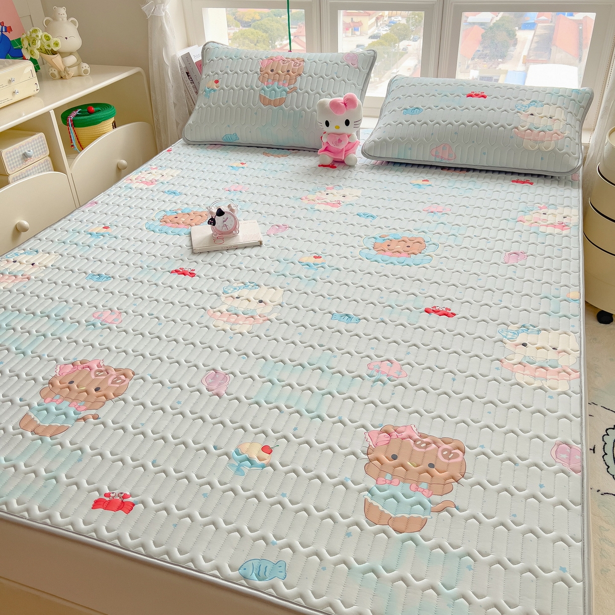 91家纺网 家纺一手货源 找家纺 丝羽坊 2026新款高密凉感丝印花乳胶凉席-平铺款 冰蓝乐园