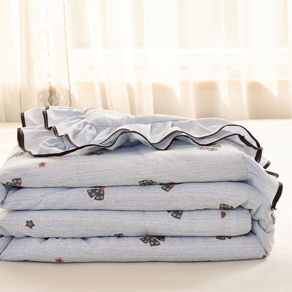 91家纺网 家纺一手货源 找家纺 梵克保罗 2026春夏新款提花色织花边夏被四件套单夏被空调被 星语心结