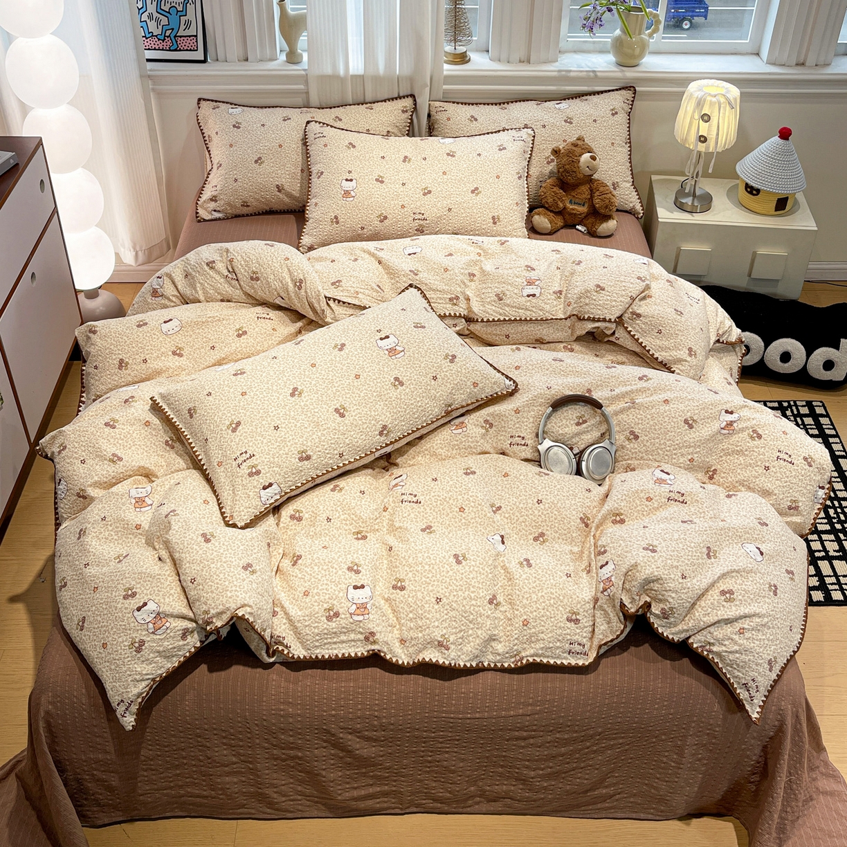 91家纺网 家纺一手货源 找家纺 源舍家纺 2026新款泡芙纱贝壳绣四件套 豹纹凯蒂