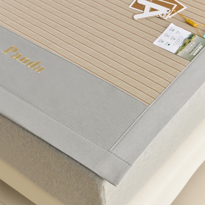 91家纺网 家纺一手货源 找家纺 小牛席业 2026新款条纹爱家熊猫冰丝席藤席冰藤席冰丝席可机洗凉感冰丝席豆豆席PE霸王 咖色