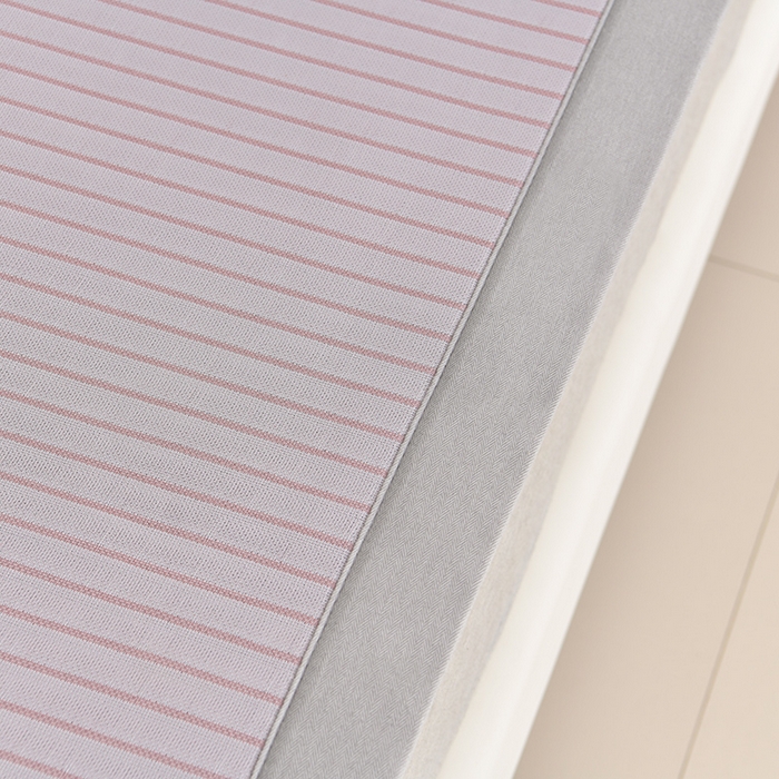 91家纺网 家纺一手货源 找家纺 小牛席业 2026新款条纹爱家熊猫冰丝席藤席冰藤席冰丝席可机洗凉感冰丝席豆豆席PE霸王 粉色