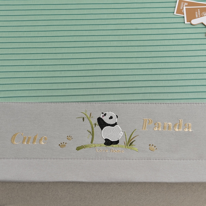 91家纺网 家纺一手货源 找家纺 小牛席业 2026新款条纹爱家熊猫冰丝席藤席冰藤席冰丝席可机洗凉感冰丝席豆豆席PE霸王 绿色