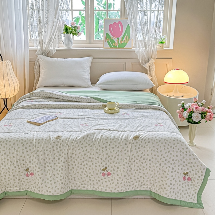 91家纺网 家纺一手货源 找家纺 好欣怡家纺 2026新款水洗棉夏被空调被被子被芯印花小清新夏凉被直播热款水洗棉包边款-樱桃