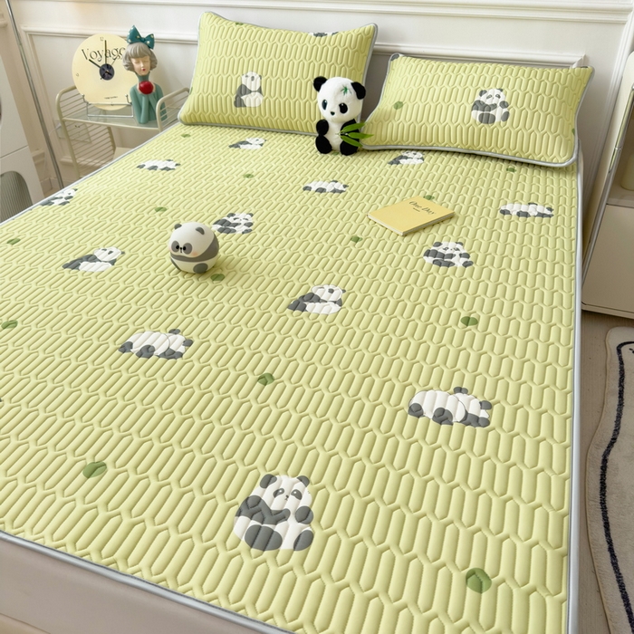 91家纺网 家纺一手货源 找家纺 丝羽坊 2026新款高密凉感丝印花乳胶凉席-平铺款 熊猫绿