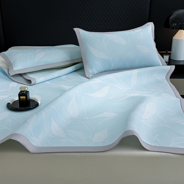 91家纺网 家纺一手货源 找家纺 999家纺 2026新款高端轻奢复合PE中分子乙纶凉感大提花凉席软席 爱意