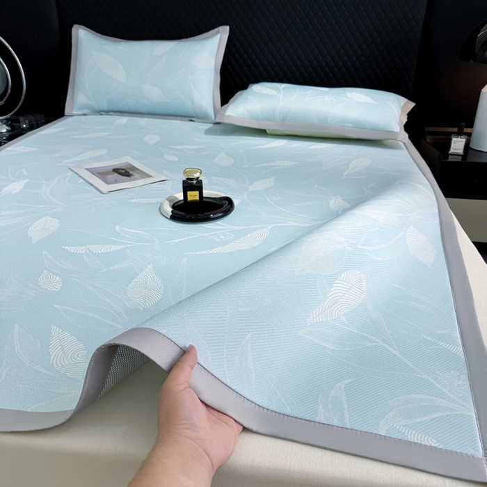 91家纺网 家纺一手货源 找家纺 999家纺 2026新款高端轻奢复合PE中分子乙纶凉感大提花凉席软席 爱意