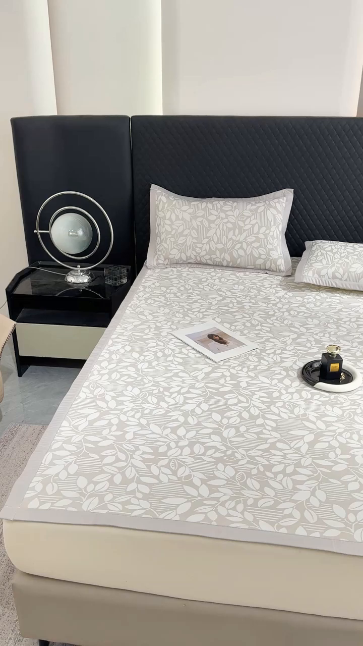 91家纺网 家纺一手货源 找家纺 999家纺 2026新款高端轻奢复合PE中分子乙纶凉感大提花凉席软席 罗马