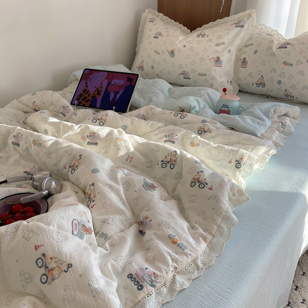 91家纺网 家纺一手货源 找家纺 梵克保罗 2026春夏新款全棉纯棉花边皱皱纱单夏被夏凉被空调被夏被四件套 象车乐园