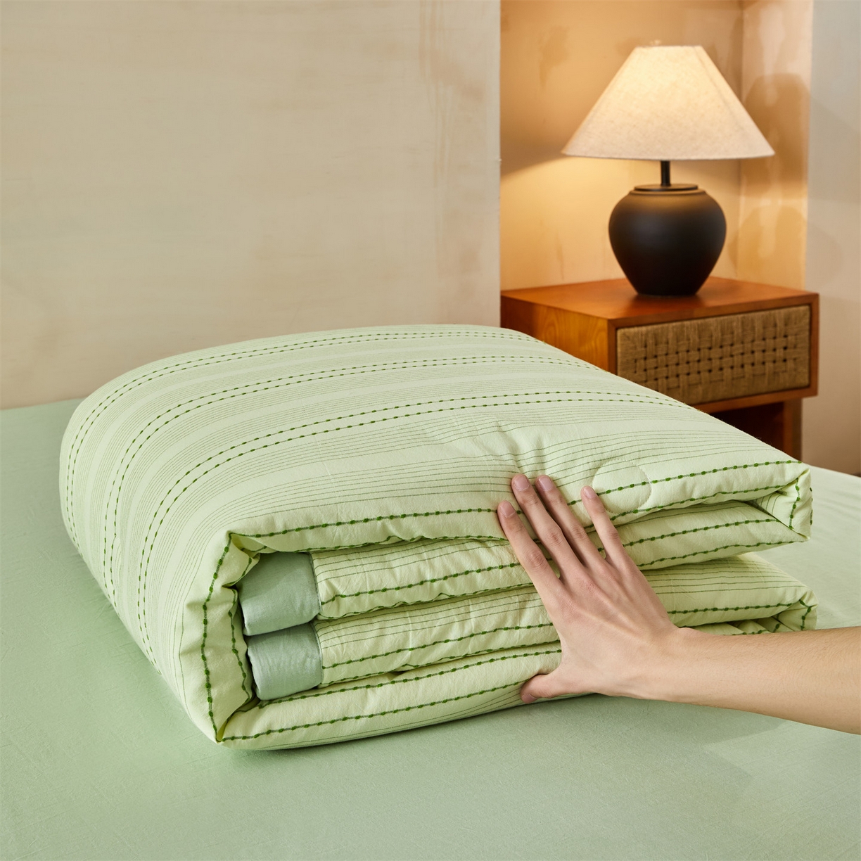 91家纺网 家纺一手货源 找家纺 恬思语家纺 2026新款全棉色织提花棉花夏被夏凉被空调被-流光 流光-绿