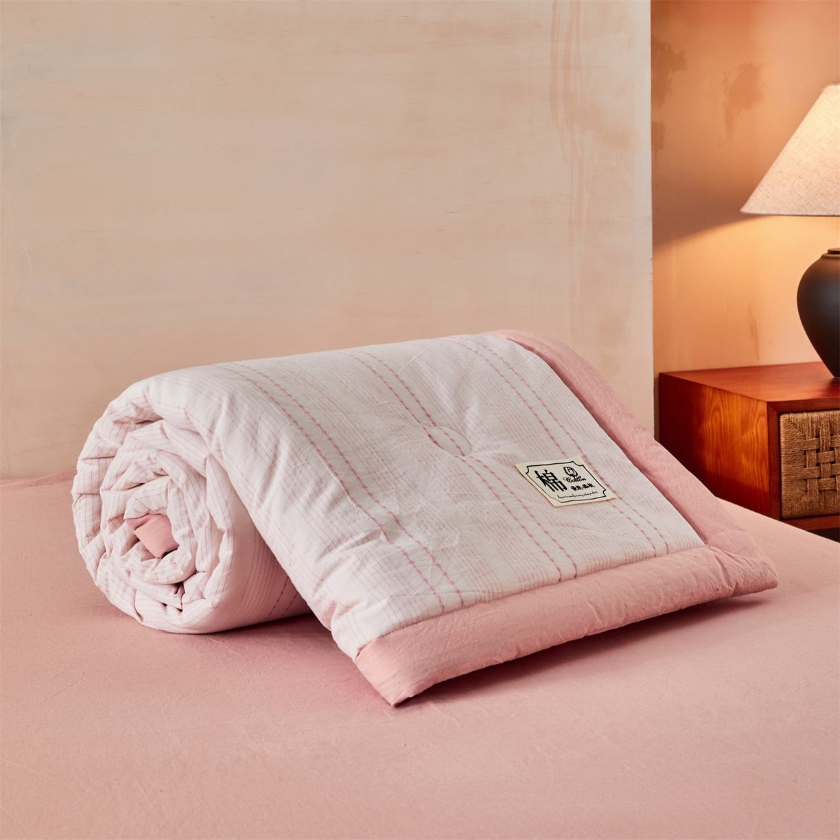 91家纺网 家纺一手货源 找家纺 恬思语家纺 2026新款全棉色织提花棉花夏被夏凉被空调被-流光 流光-粉