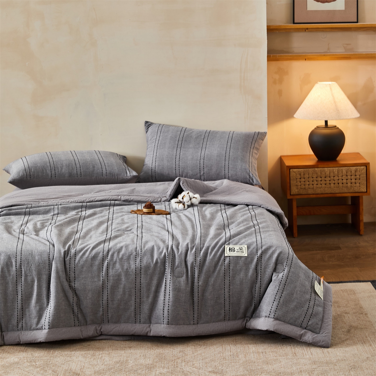 91家纺网 家纺一手货源 找家纺 恬思语家纺 2026新款全棉色织提花棉花夏被夏凉被空调被-流光 流光-灰