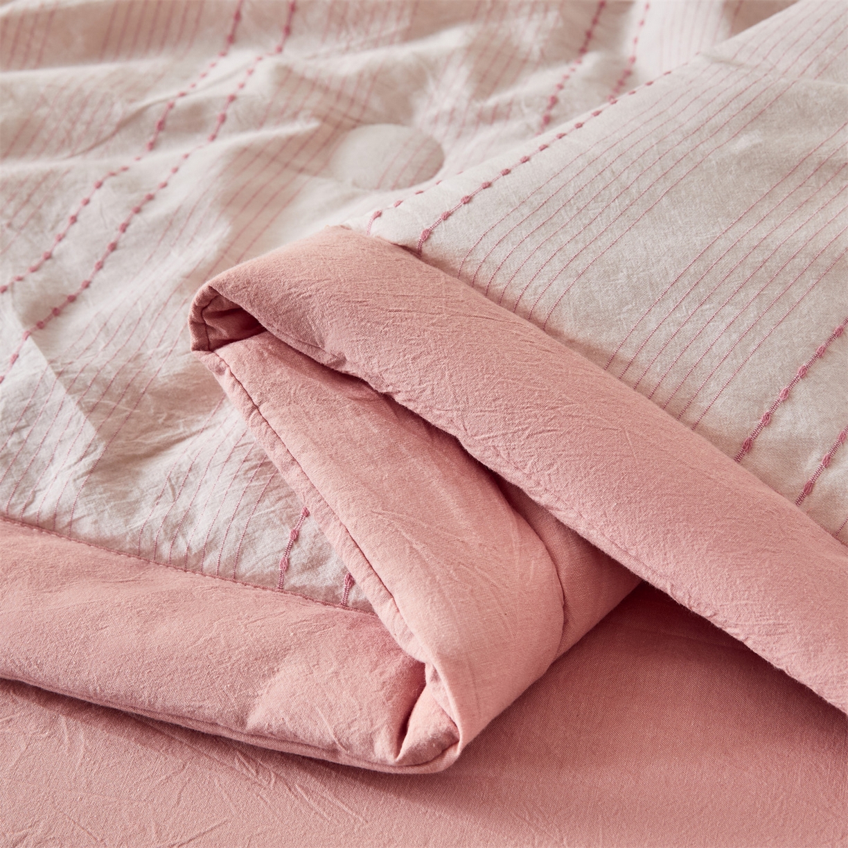 91家纺网 家纺一手货源 找家纺 恬思语家纺 2026新款全棉色织提花棉花夏被夏凉被空调被-流光 流光-粉