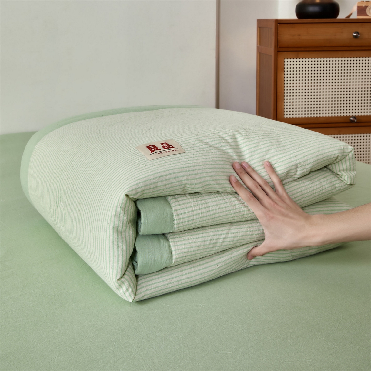 91家纺网 家纺一手货源 找家纺 恬思语家纺 2026新款春夏新款棉麻条纹棉花夏被空调被夏凉被 棉麻条-绿