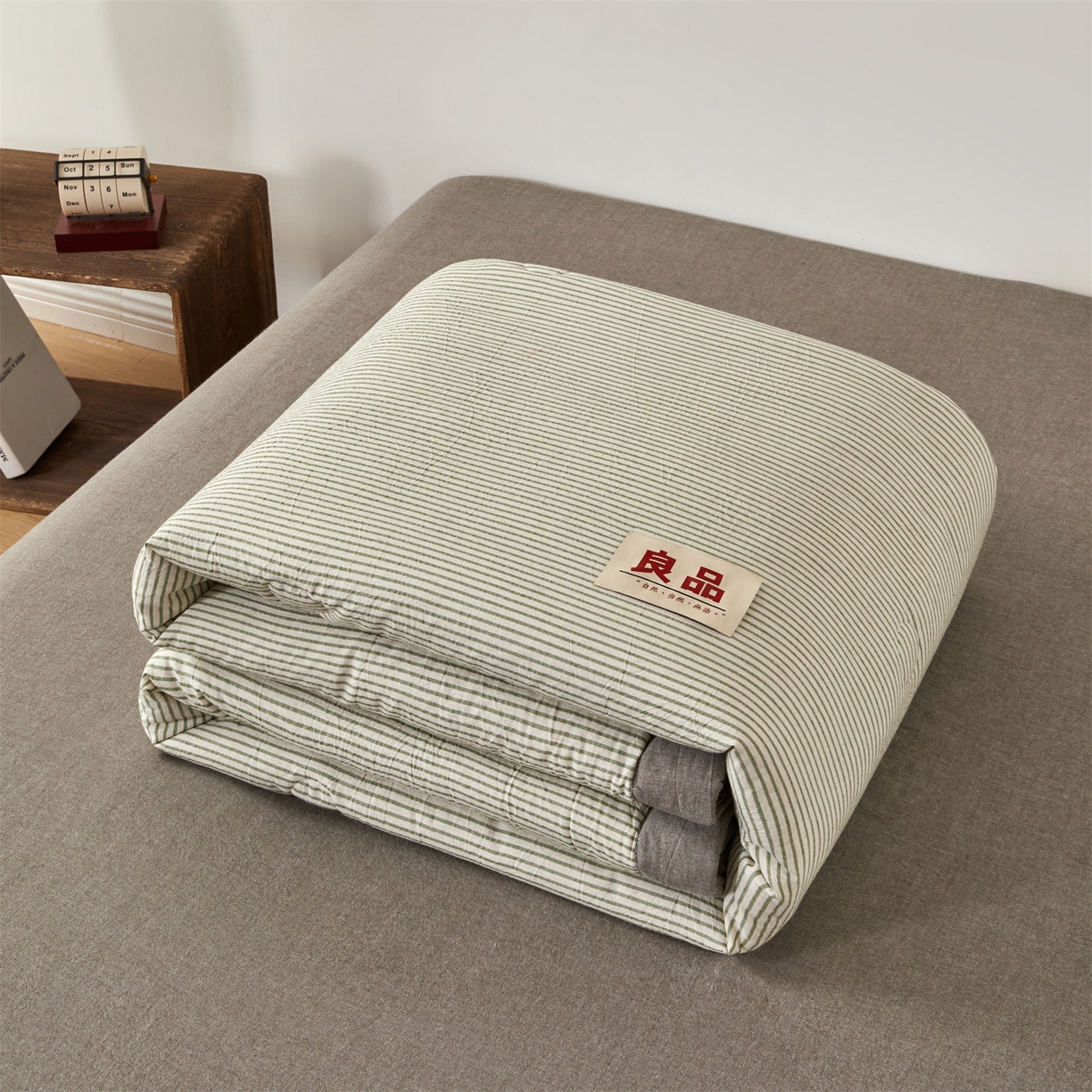 91家纺网 家纺一手货源 找家纺 恬思语家纺 2026新款春夏新款棉麻条纹棉花夏被空调被夏凉被 棉麻条-橄榄绿