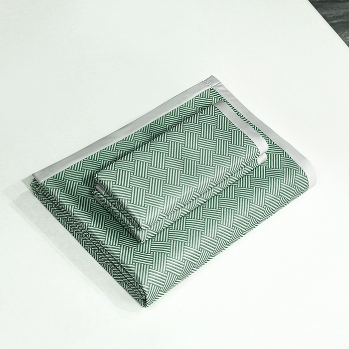 91家纺网 家纺一手货源 找家纺 999家纺 2026新款加厚三明治抗菌冰丝藤凉席三件套冰丝软席藤席 冰岛-清新绿