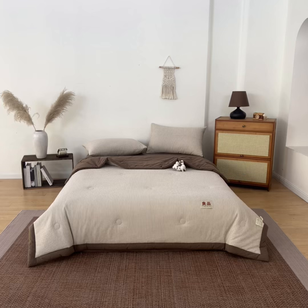 91家纺网 家纺一手货源 找家纺 恬思语家纺 2026新款春夏新款棉麻条纹棉花夏被空调被夏凉被 棉麻条-咖