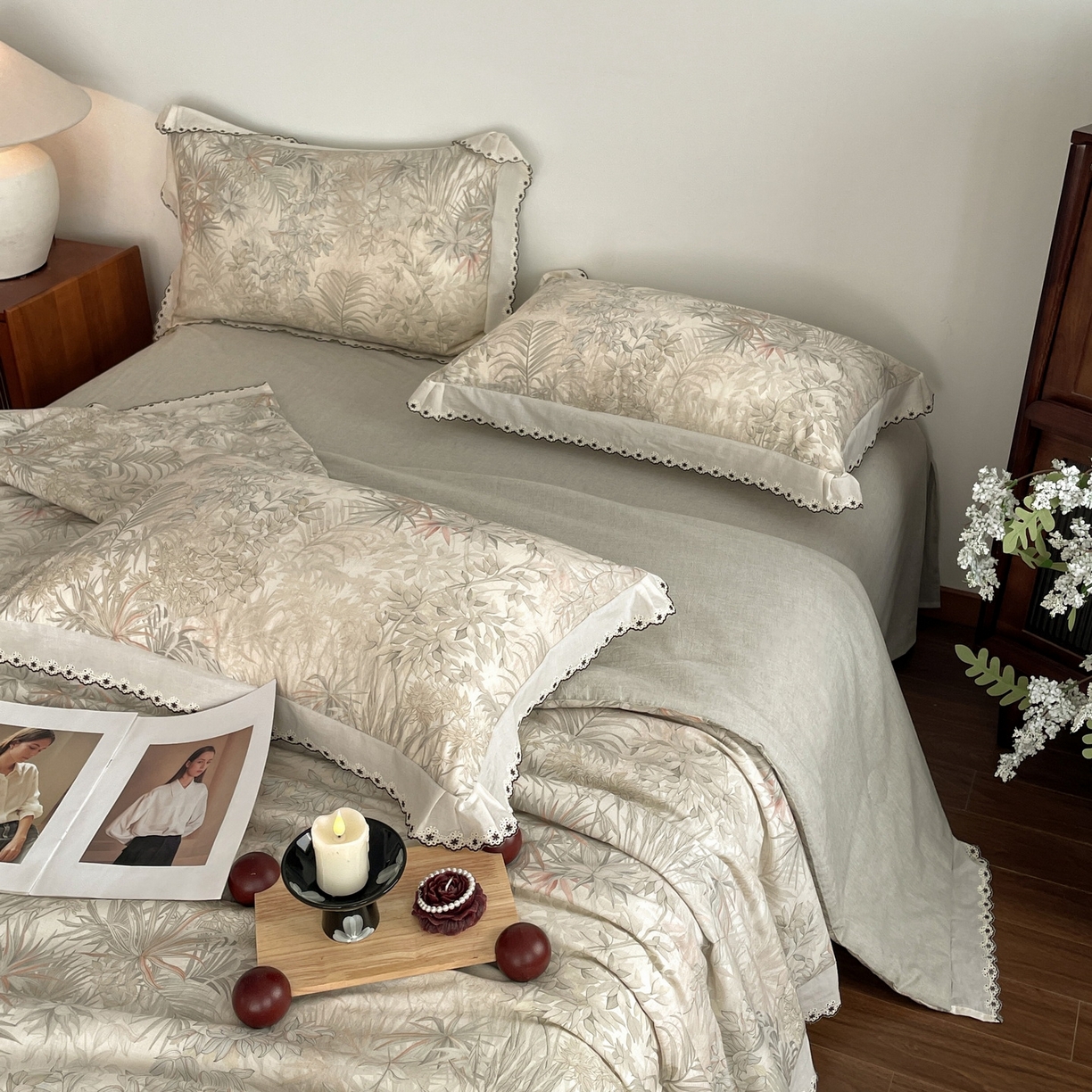 91家纺网 家纺一手货源 找家纺 慕晨 2026新款天丝莱赛尔棉麻数码印色织花边夏被四件套高级田园美式直播热款 禾风