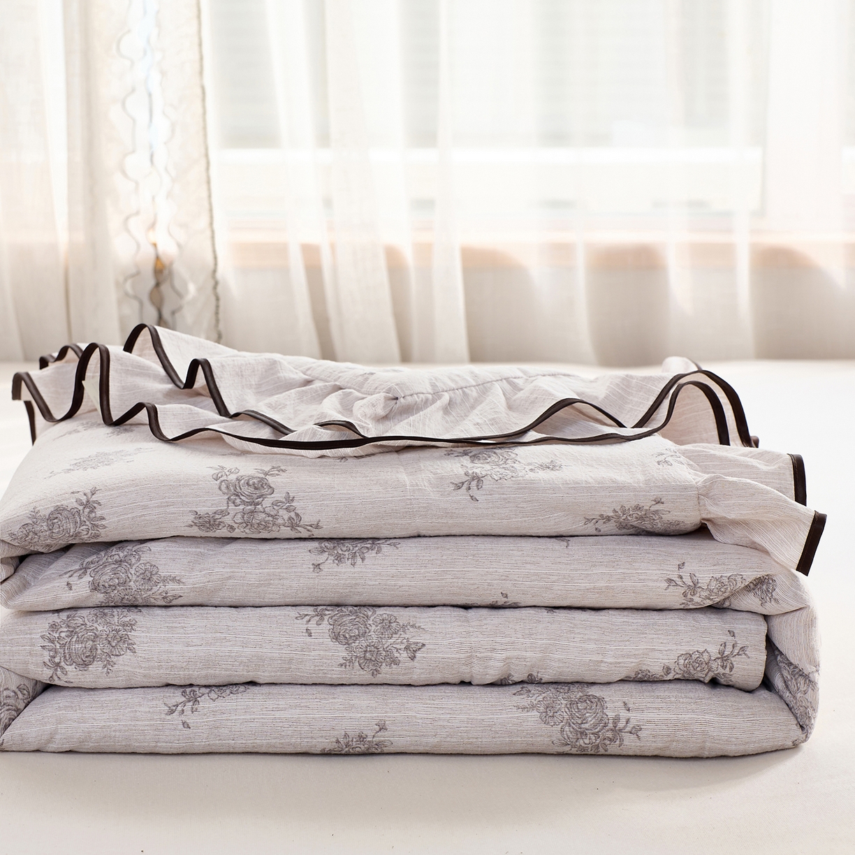 91家纺网 家纺一手货源 找家纺 （总）梵克保罗 2026春夏新款提花色织花边夏被四件套单夏被空调被