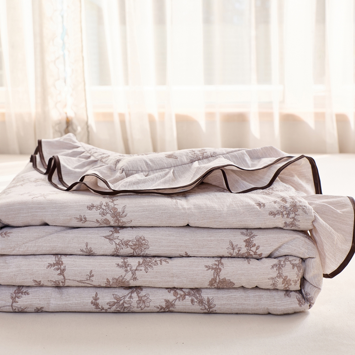 91家纺网 家纺一手货源 找家纺 （总）梵克保罗 2026春夏新款提花色织花边夏被四件套单夏被空调被