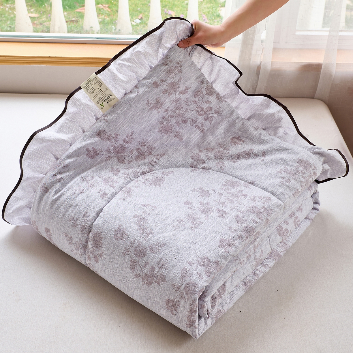 91家纺网 家纺一手货源 找家纺 梵克保罗 2026春夏新款提花色织花边夏被四件套单夏被空调被 粉樱浅眠