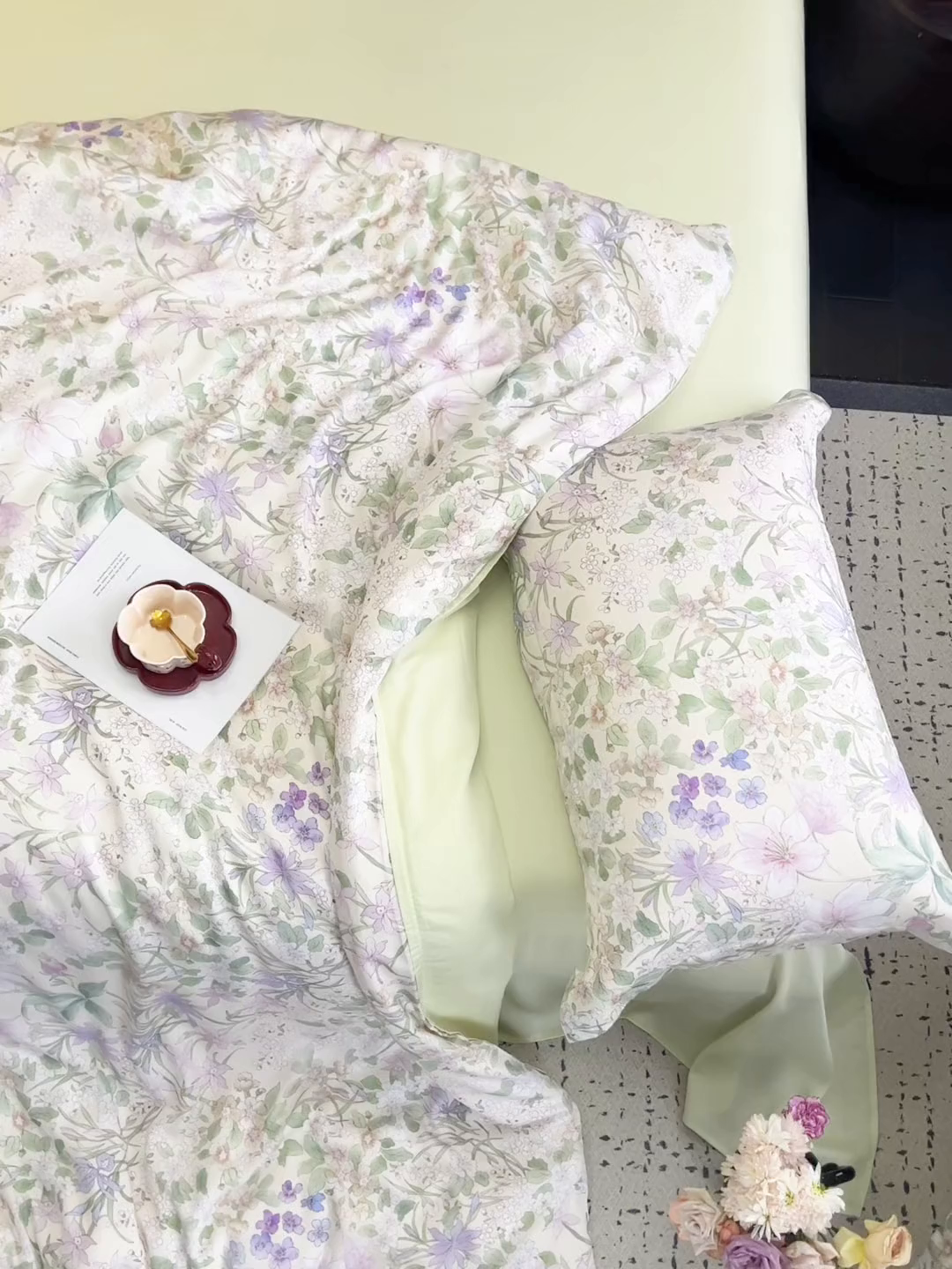 91家纺网 家纺一手货源 找家纺 初拾 2026新款春夏小清新莱赛尔数码印花四件套 会员减10 控价：日常券后不低于298 元  栀子夏天