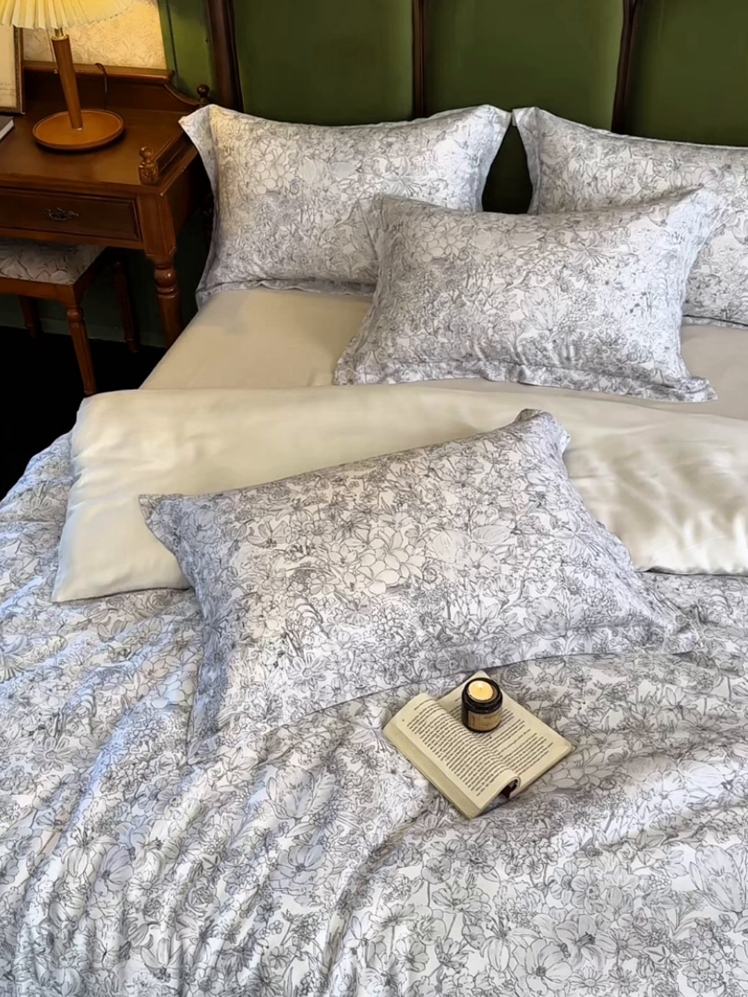 91家纺网 家纺一手货源 找家纺 初拾 2026新款春夏小清新莱赛尔数码印花四件套 会员减10 控价：日常券后不低于298 元  风吹过夏天