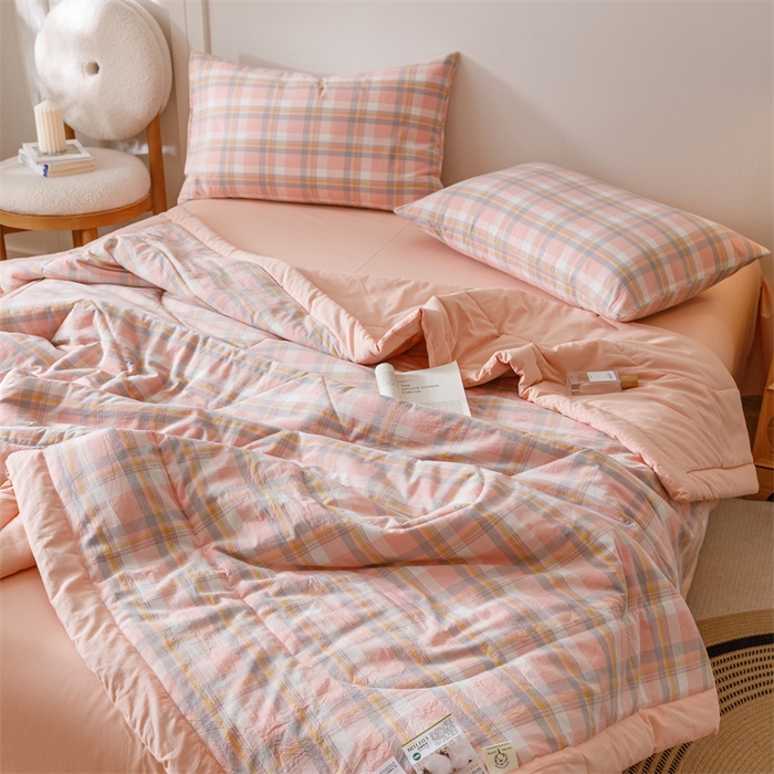 91家纺网 家纺一手货源 找家纺 恬思语家纺 2026新款全棉色织水洗棉棉花夏被夏凉被空调被 简兮 粉