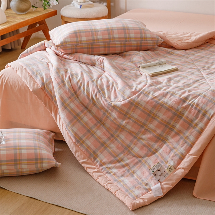 91家纺网 家纺一手货源 找家纺 恬思语家纺 2026新款全棉色织水洗棉棉花夏被夏凉被空调被 简兮 粉