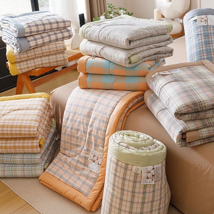 91家纺网 家纺一手货源 找家纺 恬思语家纺 2026新款全棉色织水洗棉棉花夏被夏凉被空调被 组合图（仅供展示不可下单）