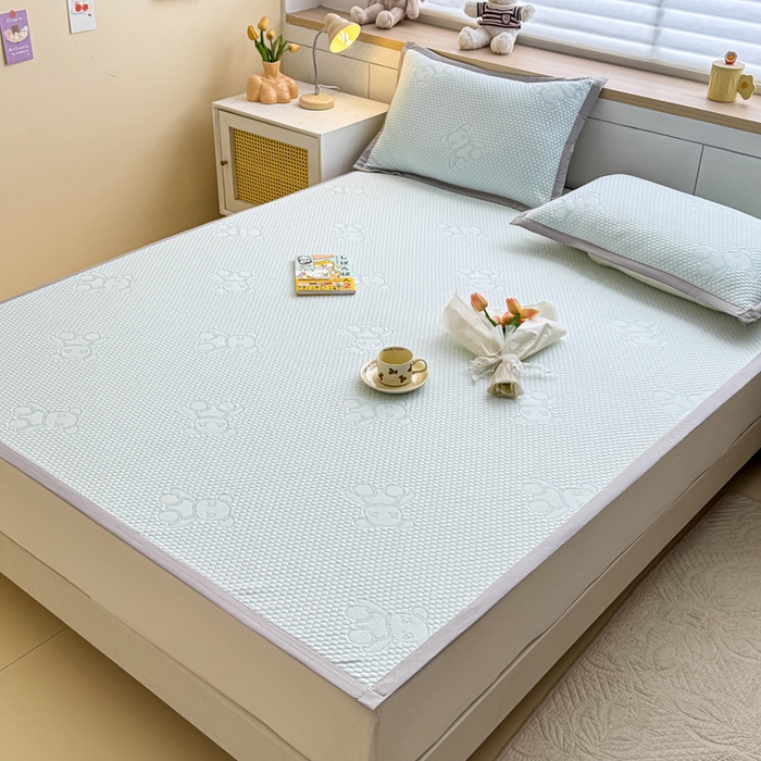 91家纺网 家纺一手货源 找家纺 999家纺 2026新款A类冰豆豆凉席三件套凉豆豆软凉席可机洗空调席子 冰块熊-蓝（宽包床席款）